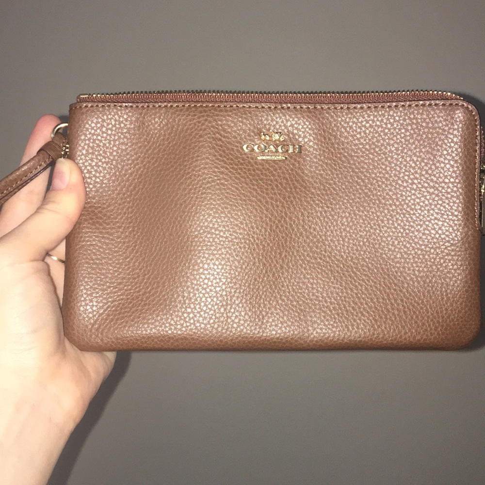 Coach wristlet. Tan leather